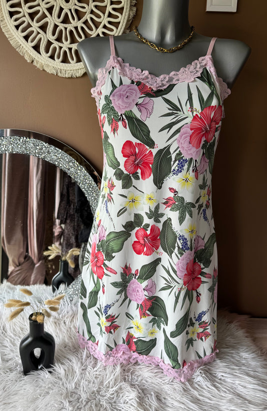 Nuisette floral fluide