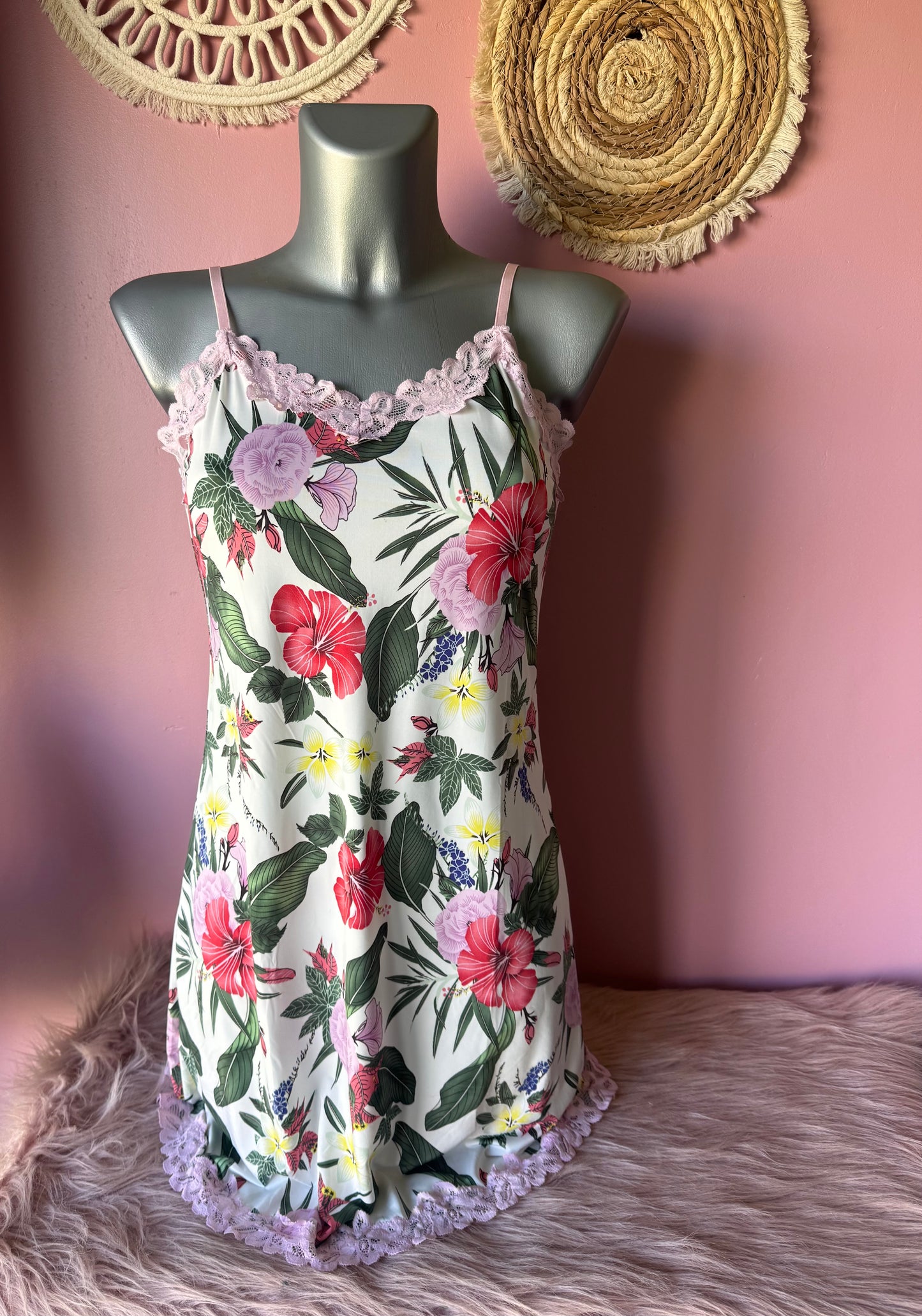 Nuisette floral fluide